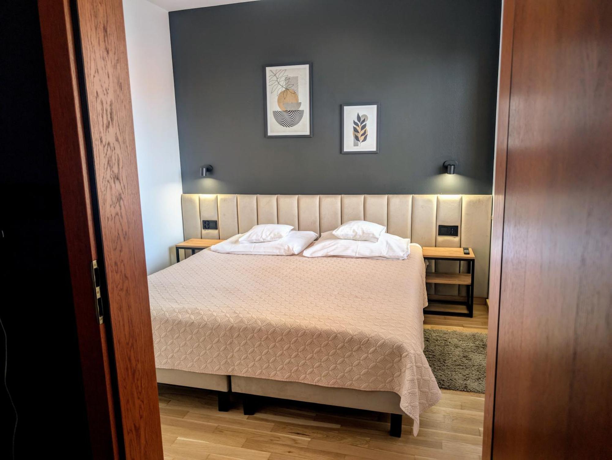 Hotel Reslinski Grodzisk Wielkopolski Buitenkant foto
