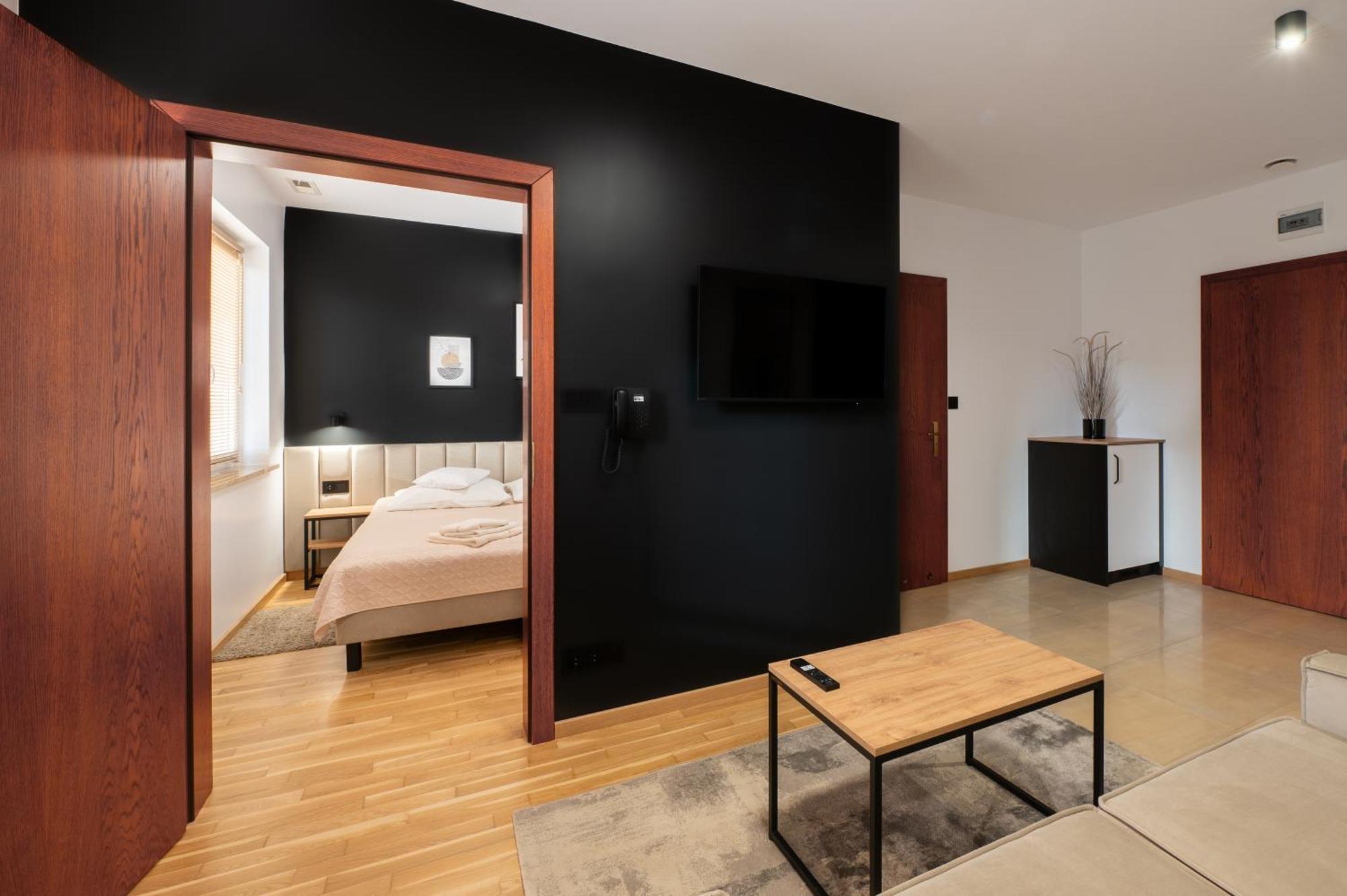Hotel Reslinski Grodzisk Wielkopolski Buitenkant foto