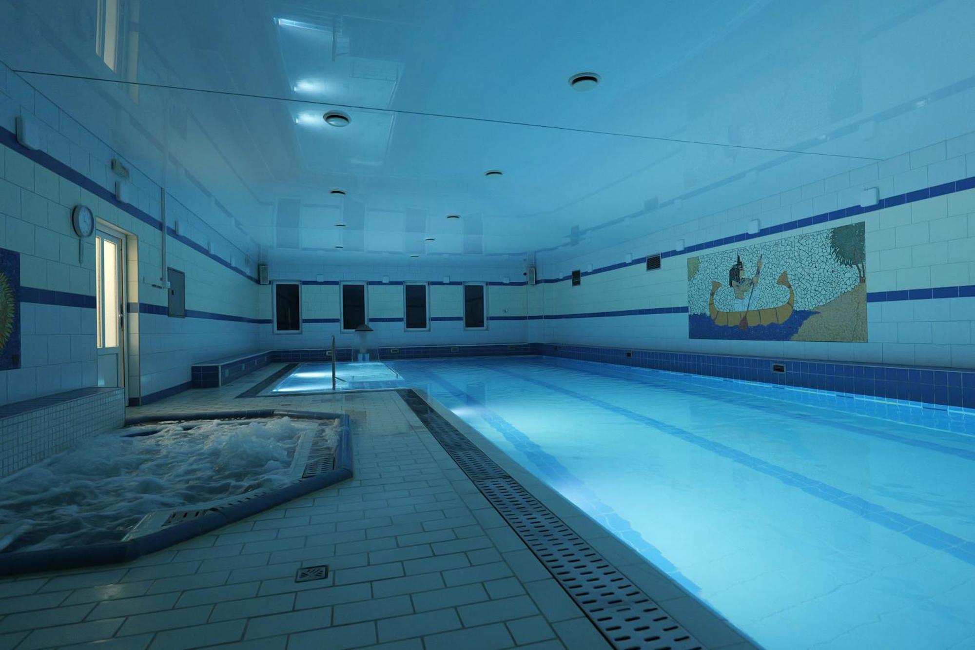 Hotel Reslinski Grodzisk Wielkopolski Buitenkant foto